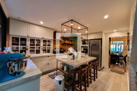 Casa à venda com 250m², 4 quartos e 5 vagasCozinha