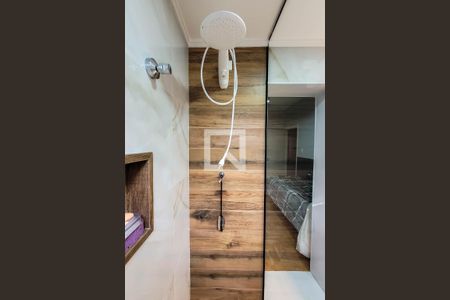 Casa à venda com 250m², 4 quartos e 5 vagasBanheiro da Suíte 2