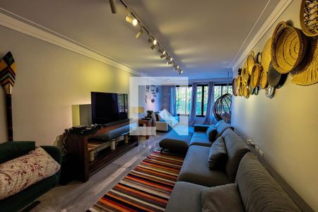 sala de estar  de Casa com 4 quartos, 250m² Cambuci