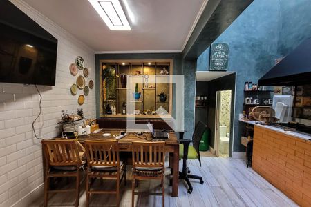 Casa à venda com 250m², 4 quartos e 5 vagasArea de lazer/ copa