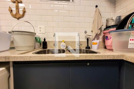 Casa à venda com 250m², 4 quartos e 5 vagasLavanderia