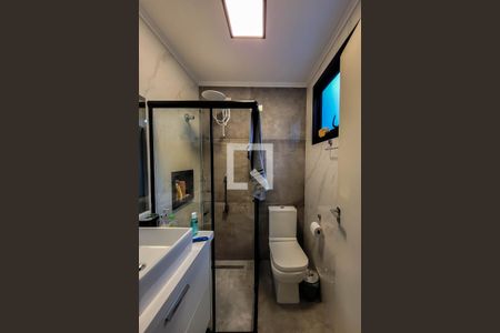 Casa à venda com 250m², 4 quartos e 5 vagasBanheiro da Suíte 1