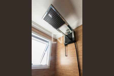 Apartamento para alugar com 45m², 2 quartos e 1 vagaDetalhe banheiro