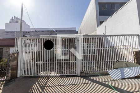 Casa para alugar com 180m², 3 quartos e 3 vagasFachada