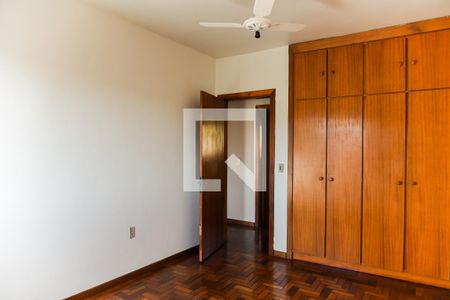 Apartamento para alugar com 189m², 3 quartos e 2 vagasQuarto 2