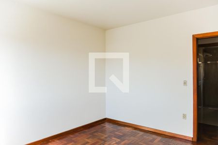 Quarto 1 de apartamento para alugar com 3 quartos, 189m² em Vila Jardim, Porto Alegre