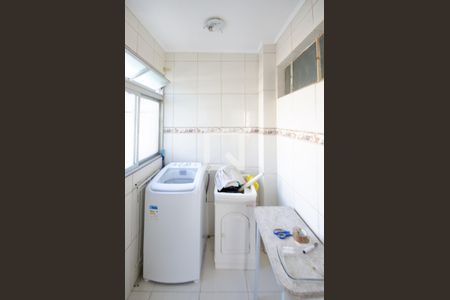 Apartamento à venda com 57m², 3 quartos e 1 vagaÁrea de Serviço