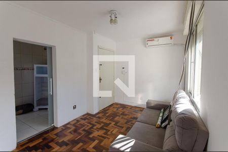 Sala de apartamento à venda com 3 quartos, 57m² em Santo Antônio, Porto Alegre