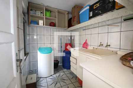 Casa à venda com 150m², 3 quartos e 2 vagasLavanderia