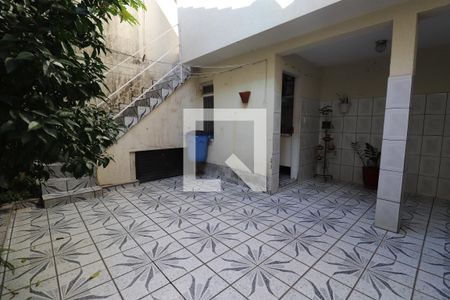 Casa à venda com 150m², 3 quartos e 2 vagasQuintal