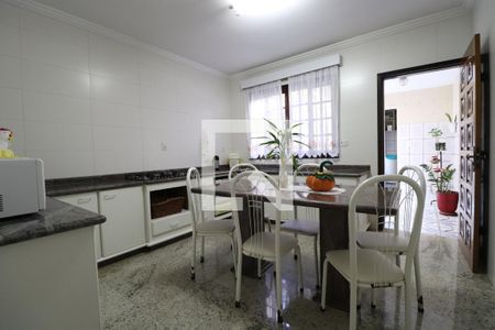 Casa à venda com 150m², 3 quartos e 2 vagasCozinha