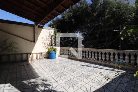 Casa à venda com 150m², 3 quartos e 2 vagasSacada suite 1