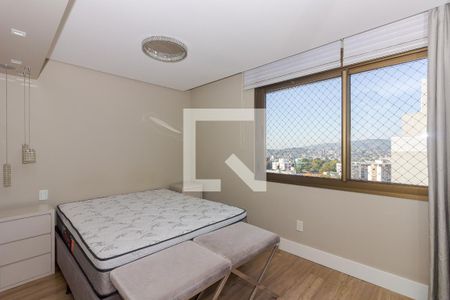 Quarto Suíte de apartamento para alugar com 3 quartos, 121m² em Três Figueiras, Porto Alegre