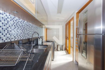 Apartamento para alugar com 121m², 3 quartos e 2 vagas Apartamento para alugar com 121m², 3 quartos e 2 vagasCozinha