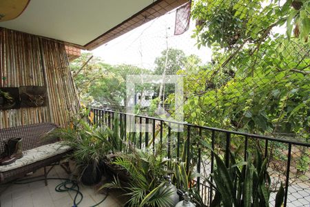 Apartamento à venda com 100m², 3 quartos e 1 vagaVaranda