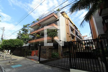 Apartamento à venda com 100m², 3 quartos e 1 vagaFachada