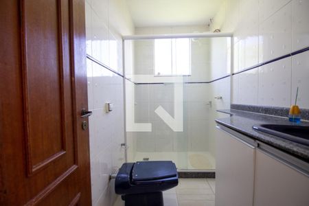 Casa para alugar com 360m², 6 quartos e 4 vagas Casa para alugar com 360m², 6 quartos e 4 vagasBanheiro dos Quartos