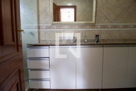 Casa para alugar com 360m², 6 quartos e 4 vagas Casa para alugar com 360m², 6 quartos e 4 vagasBanheiro da Suíte 1