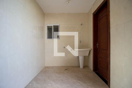 Casa para alugar com 360m², 6 quartos e 4 vagas Casa para alugar com 360m², 6 quartos e 4 vagasÁrea de Serviço