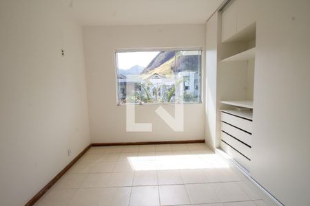 Casa para alugar com 360m², 6 quartos e 4 vagas Casa para alugar com 360m², 6 quartos e 4 vagasQuarto 3