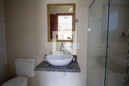 Casa para alugar com 360m², 6 quartos e 4 vagas Casa para alugar com 360m², 6 quartos e 4 vagasBanheiro da Suíte 2