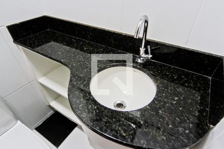 Casa à venda com 270m², 3 quartos e 3 vagasChurrasqueira - Banheiro