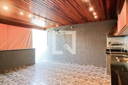 Casa à venda com 270m², 3 quartos e 3 vagasChurrasqueira