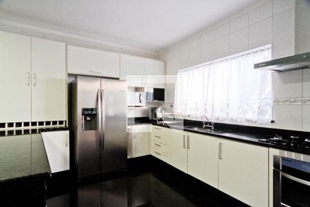 Casa à venda com 270m², 3 quartos e 3 vagasCozinha