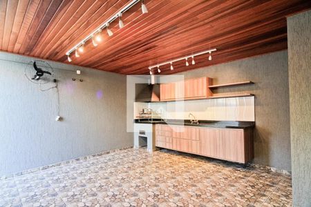 Casa à venda com 270m², 3 quartos e 3 vagasChurrasqueira