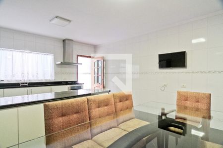 Casa à venda com 270m², 3 quartos e 3 vagasCozinha