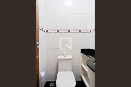 Casa à venda com 270m², 3 quartos e 3 vagasChurrasqueira - Banheiro