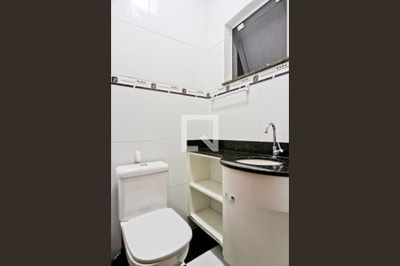 Casa à venda com 270m², 3 quartos e 3 vagasChurrasqueira - Banheiro