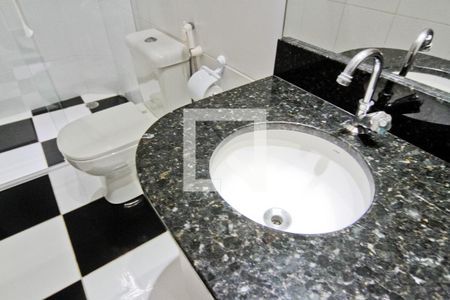 Casa à venda com 270m², 3 quartos e 3 vagasBanheiro 2