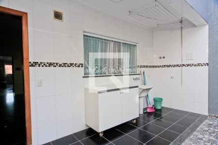 Casa à venda com 270m², 3 quartos e 3 vagasÁrea de Serviço