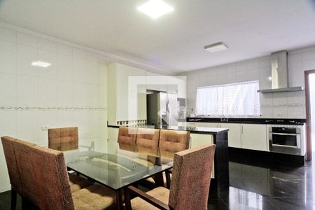 Casa à venda com 270m², 3 quartos e 3 vagasCozinha