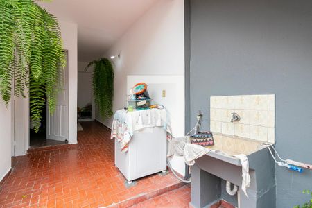 Casa à venda com 150m², 4 quartos e 1 vagaÁrea de Serviço