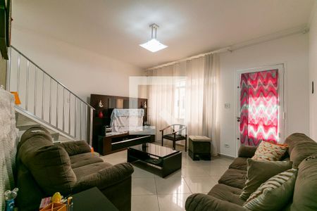 Sala de casa à venda com 4 quartos, 150m² em Vila Fernandes, São Paulo