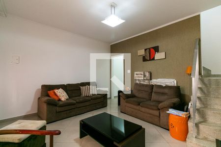Sala de casa à venda com 4 quartos, 150m² em Vila Fernandes, São Paulo