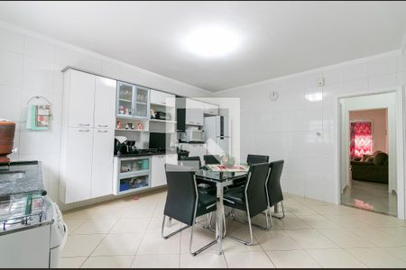 Casa à venda com 150m², 4 quartos e 1 vagaCozinha