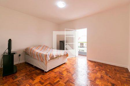 Casa à venda com 150m², 4 quartos e 1 vagaDormitório 2