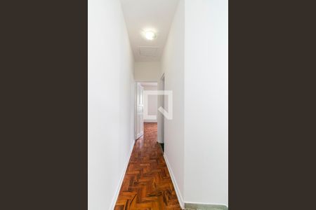 Corredor de casa à venda com 4 quartos, 150m² em Vila Fernandes, São Paulo