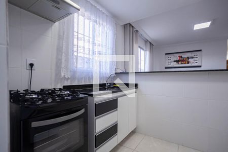 Apartamento para alugar com 55m², 2 quartos e 1 vaga Apartamento para alugar com 55m², 2 quartos e 1 vagaCozinha