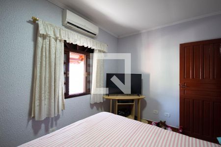 Casa à venda com 264m², 5 quartos e 2 vagas Casa à venda com 264m², 5 quartos e 2 vagasQuarto 3