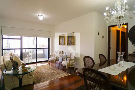 Sala de apartamento à venda com 3 quartos, 110m² em Barra da Tijuca, Rio de Janeiro