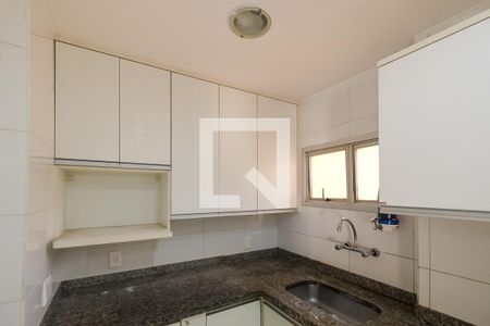 Apartamento para alugar com 90m², 3 quartos e 2 vagas Apartamento para alugar com 90m², 3 quartos e 2 vagasCozinha - Armários