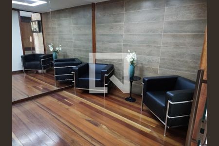 Apartamento para alugar com 90m², 3 quartos e 2 vagas Apartamento para alugar com 90m², 3 quartos e 2 vagasFachada e portaria