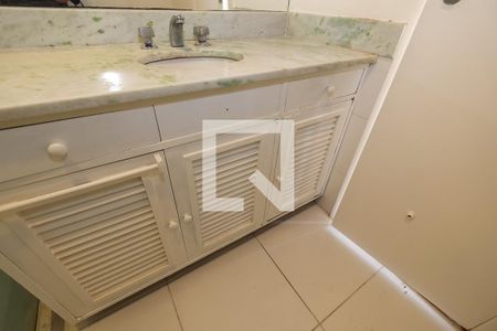 Apartamento para alugar com 90m², 3 quartos e 2 vagas Apartamento para alugar com 90m², 3 quartos e 2 vagasBanheiro da Suíte