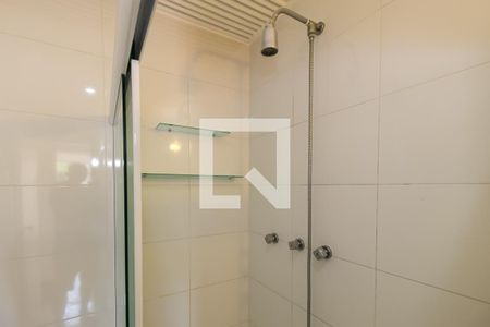 Apartamento para alugar com 90m², 3 quartos e 2 vagas Apartamento para alugar com 90m², 3 quartos e 2 vagasBanheiro Corredor