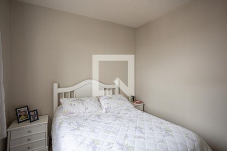 Quarto 1 de apartamento para alugar com 2 quartos, 49m² em Vila Ester, Carapicuíba