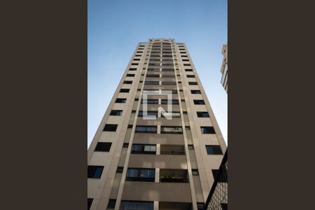 Apartamento para alugar com 84m², 3 quartos e 2 vagasFachada